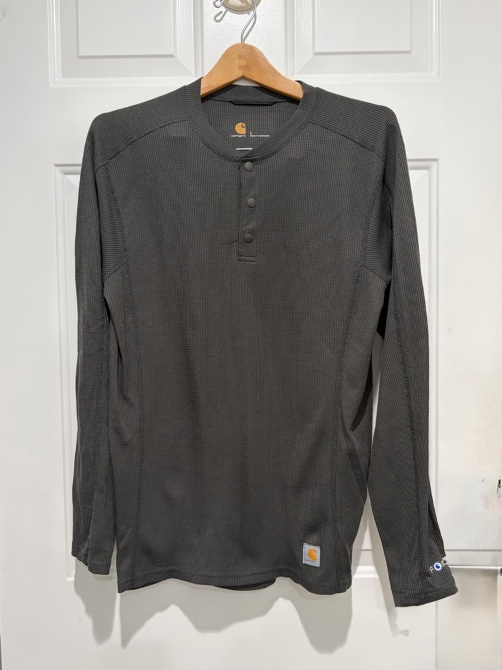 Carhartt Men’s Force Long-Sleeve Henley Thermal — Charcoal Gray, Large